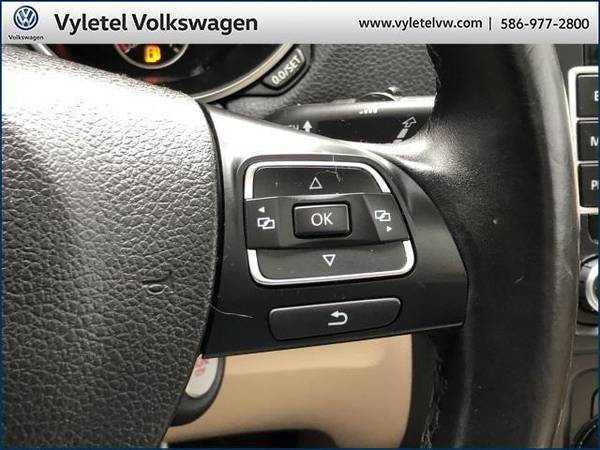 2013 Volkswagen Jetta SportWagen wagon 4dr DSG TDI w/Sunroof for sale in Sterling Heights, MI – photo 22