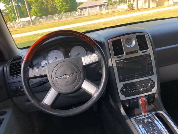 2006 Chrysler 300C Hemi 5 7 ! - - by dealer - vehicle for sale in Clearwater, FL – photo 9