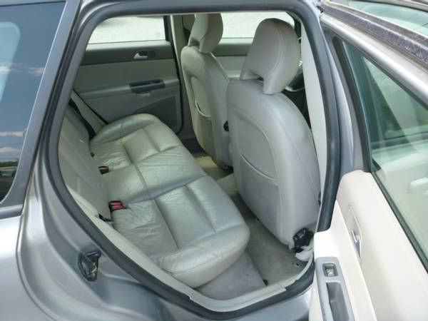 2005 VOLVO V50 WAGON LEATHER INTERIOR RUNS AND DRIVES GOOD GREAT PRICE for sale in Milford, ME – photo 12