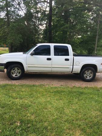 2005 Z71 Crew cab for sale in Harrisville, MS – photo 3