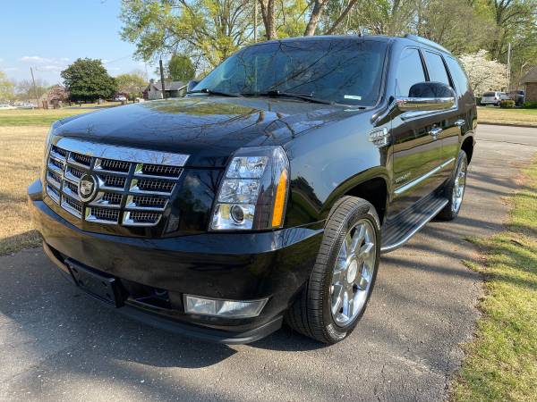 2010 Cadillac Escalade - - by dealer - vehicle for sale in Muscle Shoals, AL