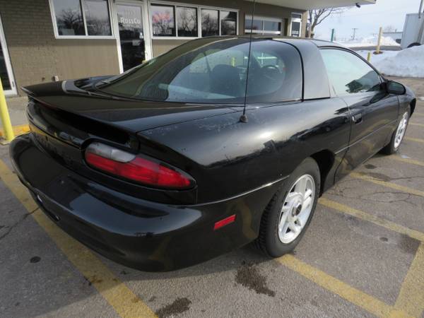 1994 Chevrolet Camaro Coupe - - by dealer - vehicle for sale in Cedar Rapids, IA – photo 6