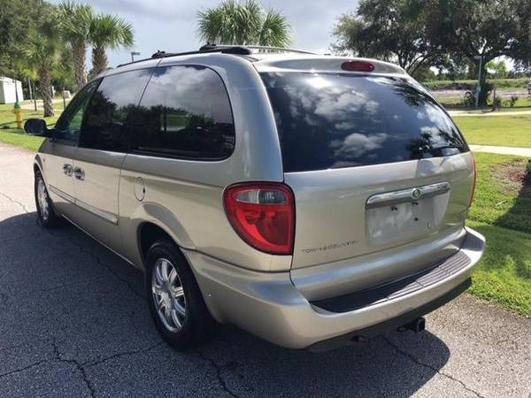 2005 Town & Country Touring - 1 Owner, Low Miles & Stow & Go!! for sale in Melbourne , FL – photo 3