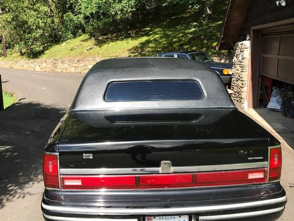 Black Lincoln Limousine for sale in Asheville, NC – photo 2