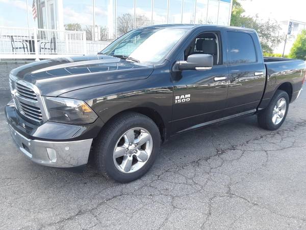 2016 Ram Big Horn 4x4 Pickup Crew Cab for sale in Harrison Township, MI