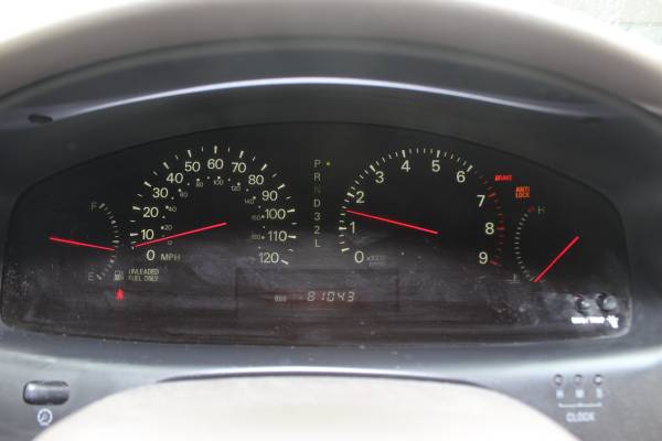 2001 Mitsubishi Diamante 81k Miles!!! - cars & trucks - by owner -... for sale in Buffalo Grove, IL – photo 5
