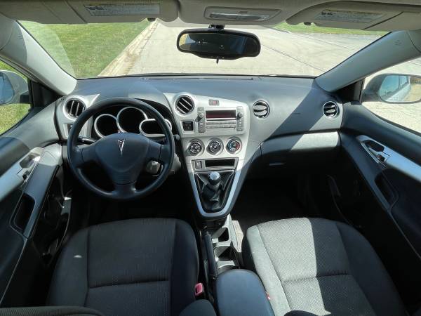 2009 Pontiac Vibe 5-Speed Manual Clean Carfax Great Gas Mileage for sale in Naperville, IL – photo 10