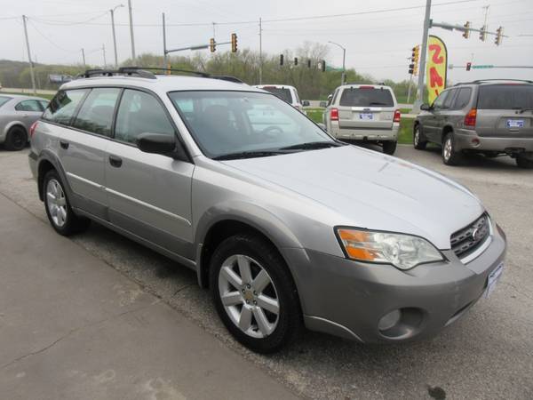2007 Subaru Outback AWD - Automatic - Wheels - Cruise - SALE PRICED! for sale in Des Moines, IA – photo 4