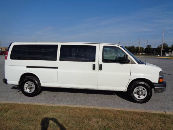 2011 CHEVROLET EXPRESS 15-PASSENGER 3500, EXTENDED! W/ ONLY 66K MILES! for sale in PALMYRA, NJ – photo 6