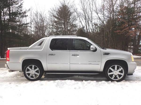 2011 Cadillac Escalade EXT AWD 4dr Luxury CONTACTLESS PRE APPROVAL! for sale in Storrs, CT – photo 6