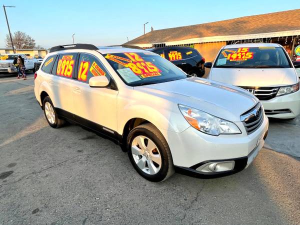 2012 Subaru Outback AWD AUTOMATIC 4 CYLINDER EXTRA CLEAN - cars & for sale in BLOOMINGTON, CA – photo 2