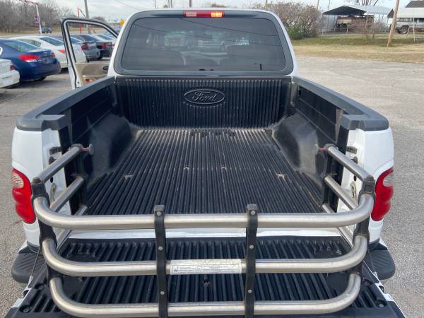2003 Ford F150 Crew Lariat - - by dealer - vehicle for sale in Broken Arrow, OK – photo 13