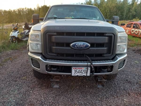 2011 f250 4x4 with plow for sale in Duluth, MN – photo 3