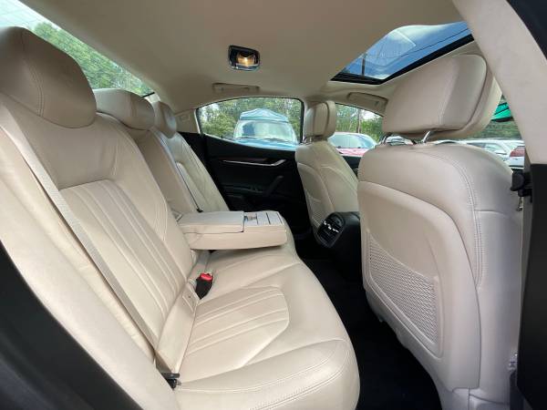 2015 Maserati Ghibli SQ4 (10K Miles) - - by dealer for sale in Old Forge, PA – photo 12