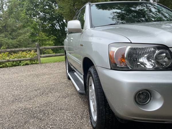 2005 Toyota Highlander Limited for sale in Cheswick, PA – photo 3