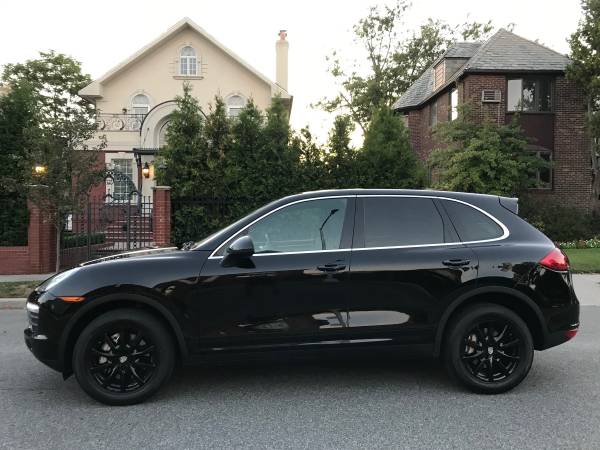 2011 Porsche Cayenne S Black AWD Luxury Only 90k m 100% carfax for sale in NEW YORK, NY – photo 4