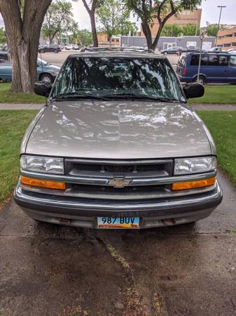 2000 Chevrolet Blazer - cars & trucks - by owner - vehicle... for sale in Fargo, ND