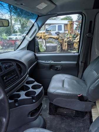08 E150 cargo van for sale in Wilmington, OH – photo 7
