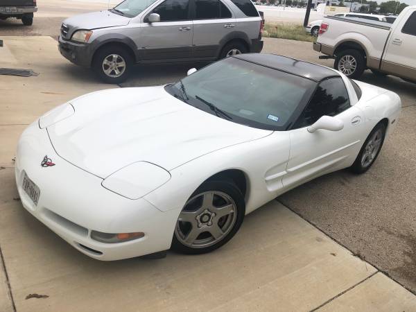 1999 Corvette Coupe 71k miles glass removable top for sale in Temple, TX