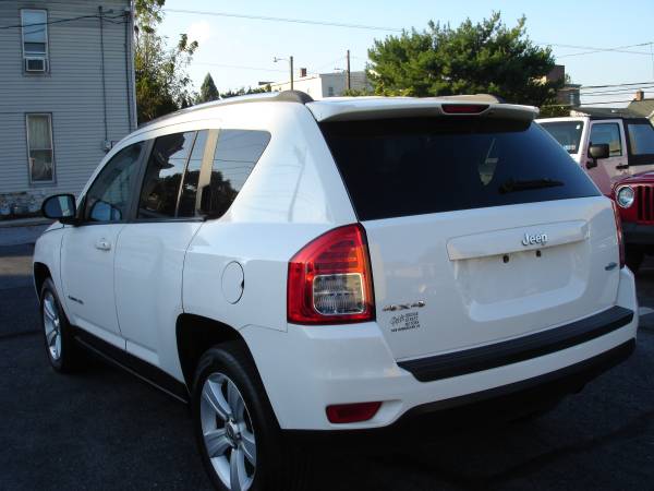 2011 Jeep Compass Latitude 4X4 for sale in New Cumberland, PA – photo 5