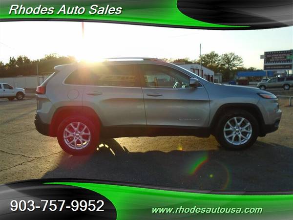 2016 JEEP CHEROKEE LATITUDE - - by dealer - vehicle for sale in Longview, TX – photo 4