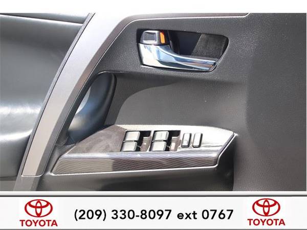 2017 Toyota RAV4 SUV SE for sale in Stockton, CA – photo 6