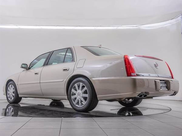 2011 Cadillac DTS Premium Collection - - by dealer for sale in Wichita, OK – photo 13