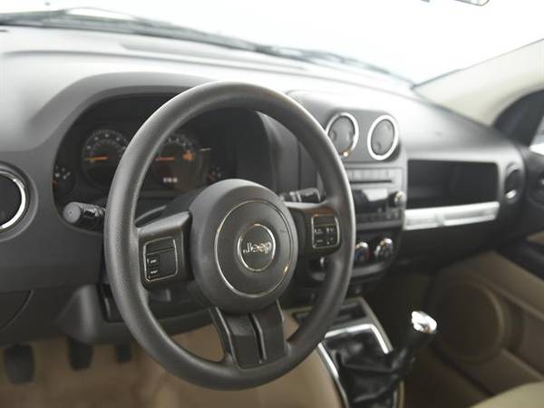 2014 Jeep Compass Sport SUV 4D suv Silver - FINANCE ONLINE for sale in Atlanta, VA – photo 2