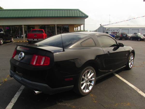 2010 Ford Mustang GT Premium 5spd V8*autoworldil.com*GREAT LOOKING GT* for sale in Carbondale, IL – photo 10