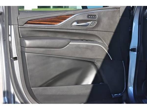 2021 Cadillac Escalade ESV Premium - SUV - - by dealer for sale in Bartlesville, KS – photo 11