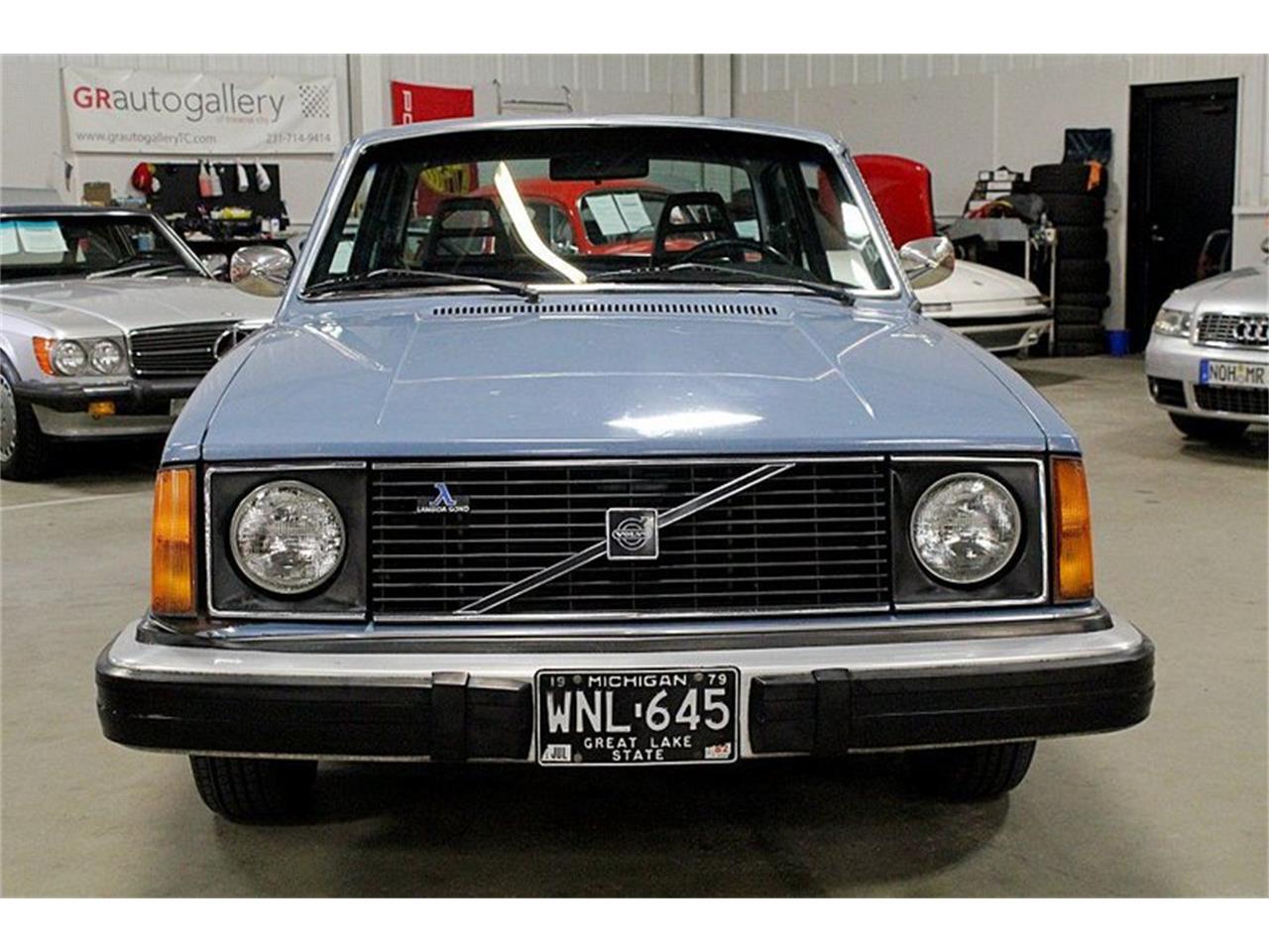 1979 Volvo 242 for sale in Kentwood, MI – photo 8