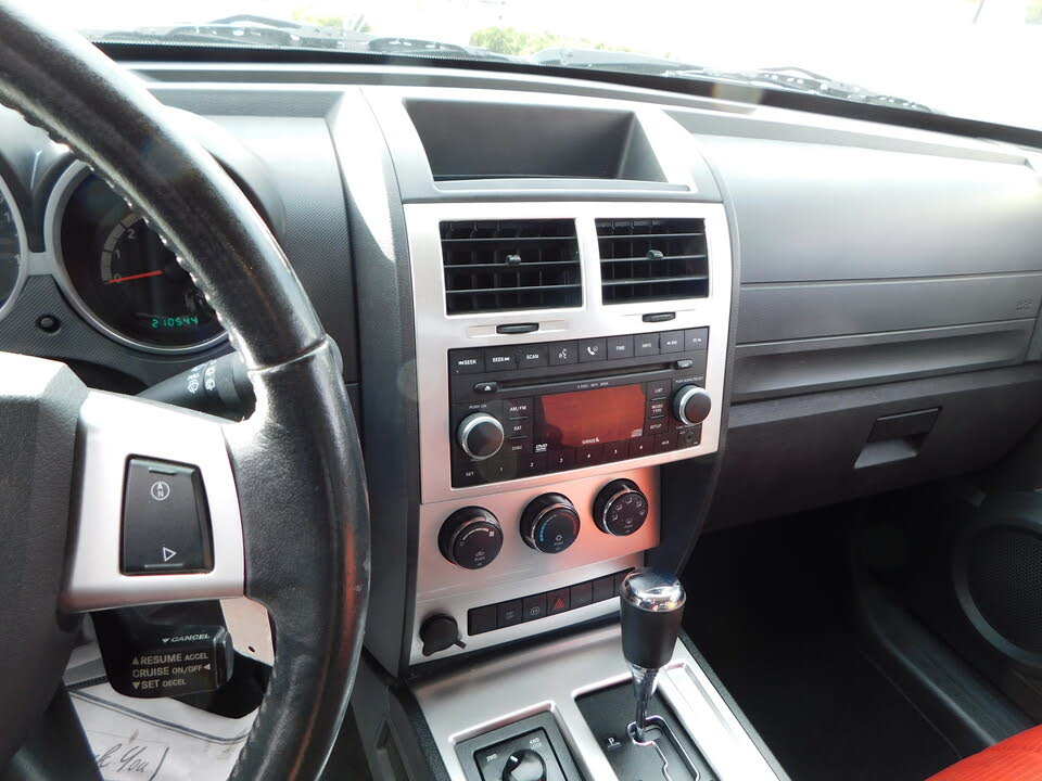 2008 Dodge Nitro R/T 4WD for sale in Des Moines, IA – photo 8