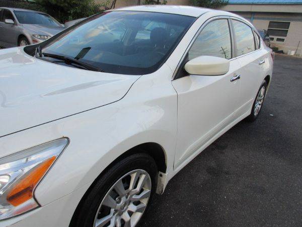 2013 Nissan Altima 4dr Sdn I4 2.5 SV ***Guaranteed Financing!!! for sale in Lynbrook, NY – photo 9