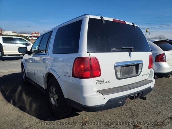2006 Lincoln Navigator 4dr 4WD Ultimate White for sale in Woodbridge, District Of Columbia – photo 5