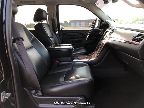 2014 Cadillac ESCALADE LUXURY - - by dealer - vehicle for sale in Saint Augusta, MN – photo 21