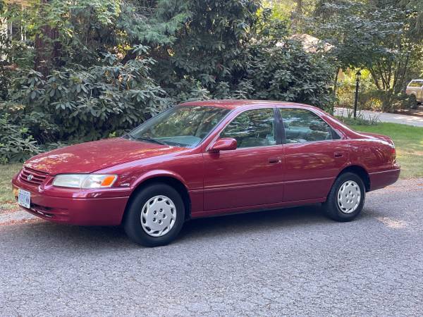 1998 Toyota Camry LE Low Miles 45k for sale in Clackamas, OR – photo 2