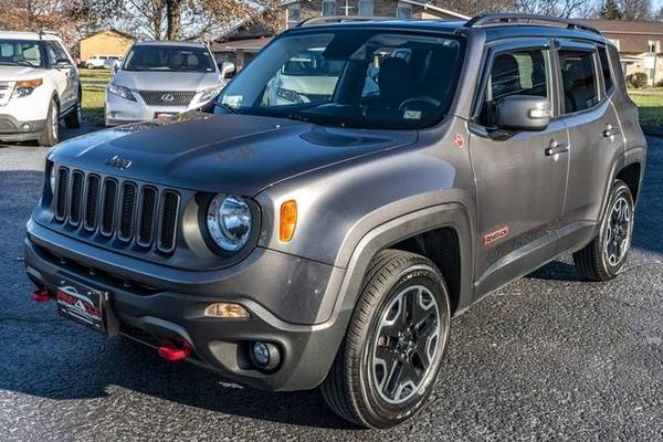2017 Jeep Renegade Trailhawk Sport Utility 4D - cars & trucks - by... for sale in O Fallon, MO – photo 8
