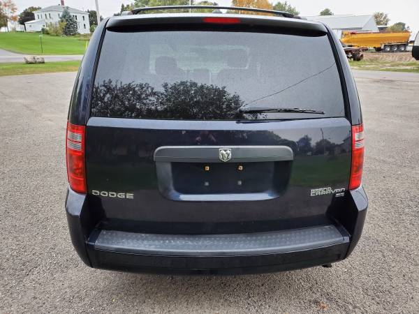 2010 DODGE GRAND CARAVAN SXT RUNS AND DRIVES GREAT! PRICED TO SELL for sale in Lisbon, NY – photo 8