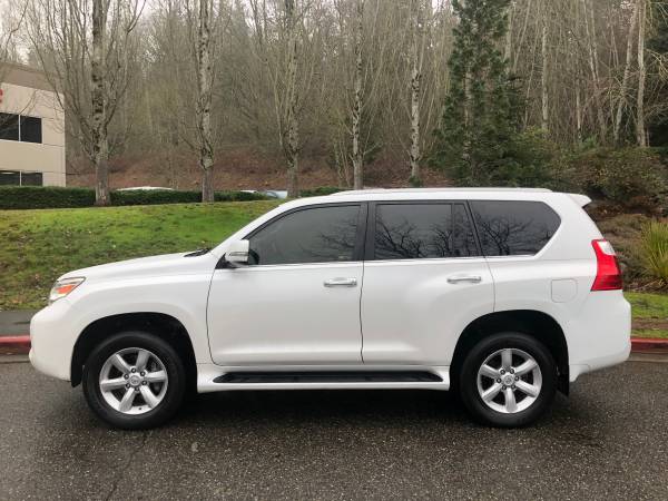 2010 Lexus GX460 4WD Clean title, Loaded, Third Row, Nice - cars for sale in Kirkland, WA – photo 8
