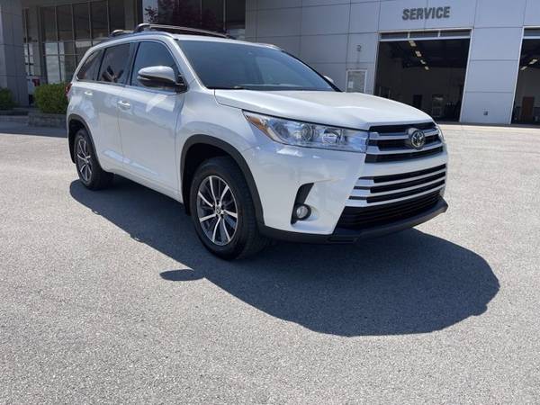 2018 Toyota Highlander AWD Xle - - by dealer - vehicle for sale in Somerset, KY – photo 5