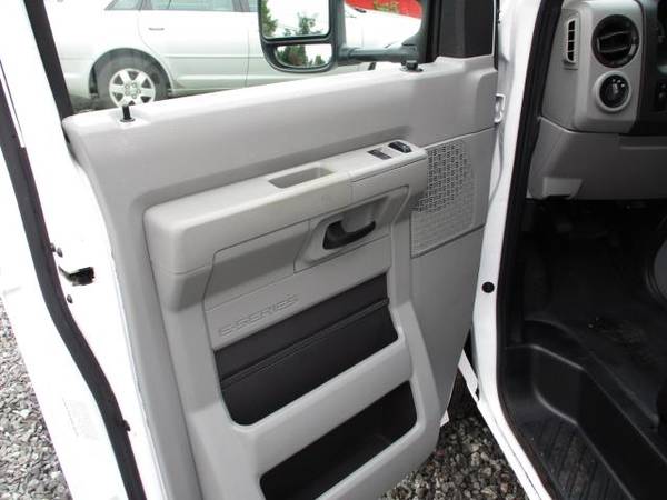 2013 Ford Econoline Commercial Cutaway E-350 ENCLOSED UTILITY BODY for sale in south amboy, VT – photo 21