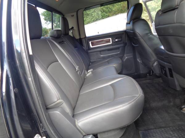 2012 Ram 2500 Laramie Crew Cab Fully Loaded, Very Clean 1 owner for sale in Waynesboro, MD – photo 22