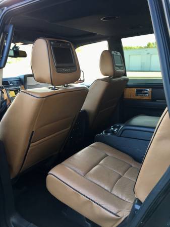 2011 Lincoln Navigator 4X4 Limited for sale in Hot Springs National Park, AR – photo 13