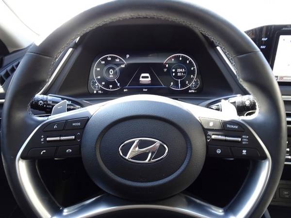 2022 Hyundai Sonata Limited - - by dealer - vehicle for sale in Cincinnati, OH – photo 18