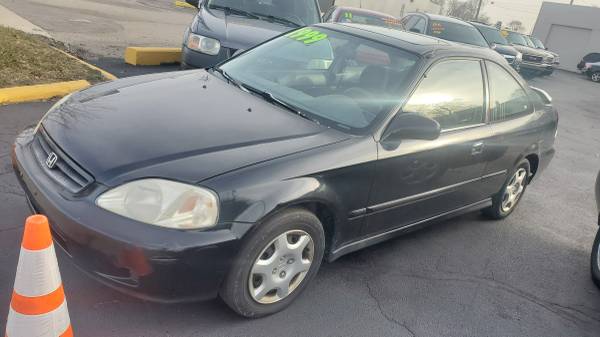 2000 HONDA CIVIC DX 2DR AUTO..very dependable car.no rust😃 - cars &... for sale in Clinton Township, MI