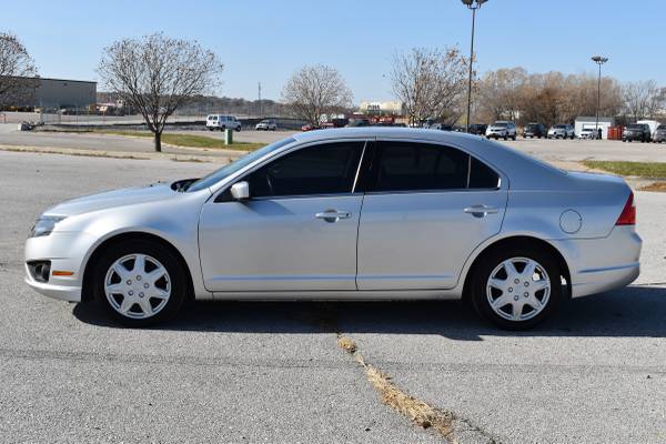 2011 Ford Fusion SE ***CLEAN NEBRASKA TITLE W/112K MILES ONLY*** -... for sale in Omaha, IA – photo 6
