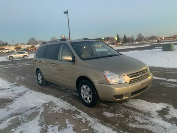 2008 Kia Sedona 141K Miles - - by dealer - vehicle for sale in Osseo, MN – photo 2