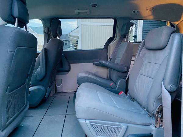 2010 Chrysler Town & Country w/170k Miles - - by for sale in Grand Rapids, MI – photo 5