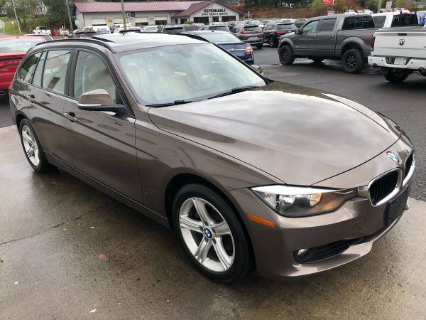 2014 BMW 328i xDrive Sport Wagon AWD - Leather - Pano Roof - 328xi... for sale in binghamton, NY – photo 4