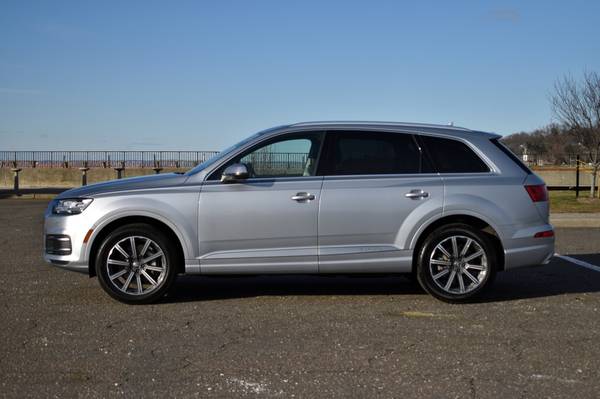 2019 Audi Q7 2 0T Premium - - by dealer - vehicle for sale in Great Neck, NY – photo 2